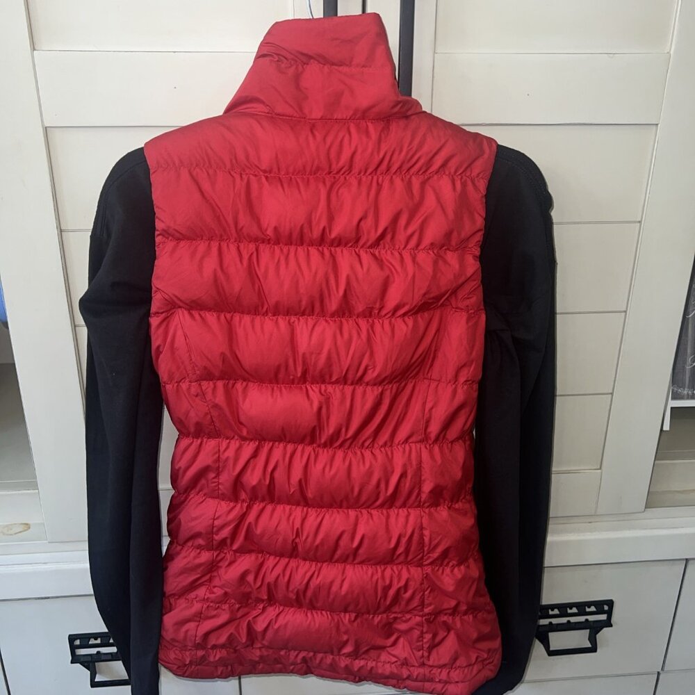 Athleta Downabout Vest Red Full Zip Down Inlet XS Insulated - Picture 2 of 7